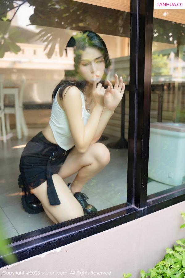   [XiuRen]高清写真图 2023.05.25 No.6798 艾希儿 清爽美腿第9张图片